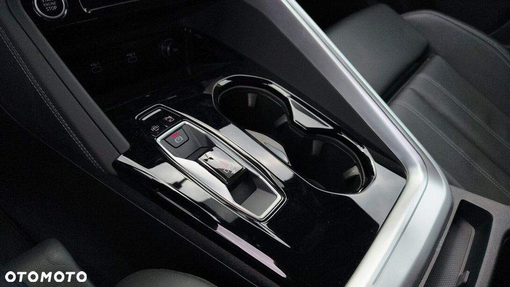 Audi Q5 Sportback - 36