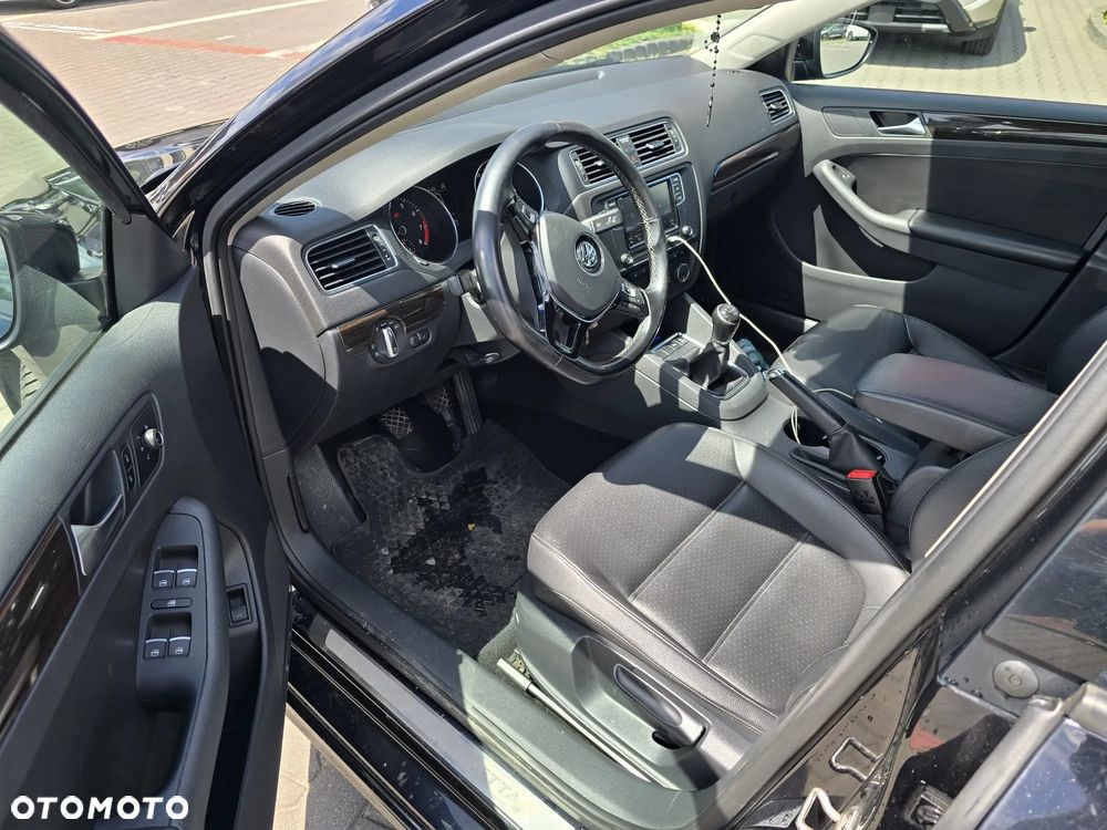 Volkswagen Jetta 1.4 TSI BMT Highline - 8