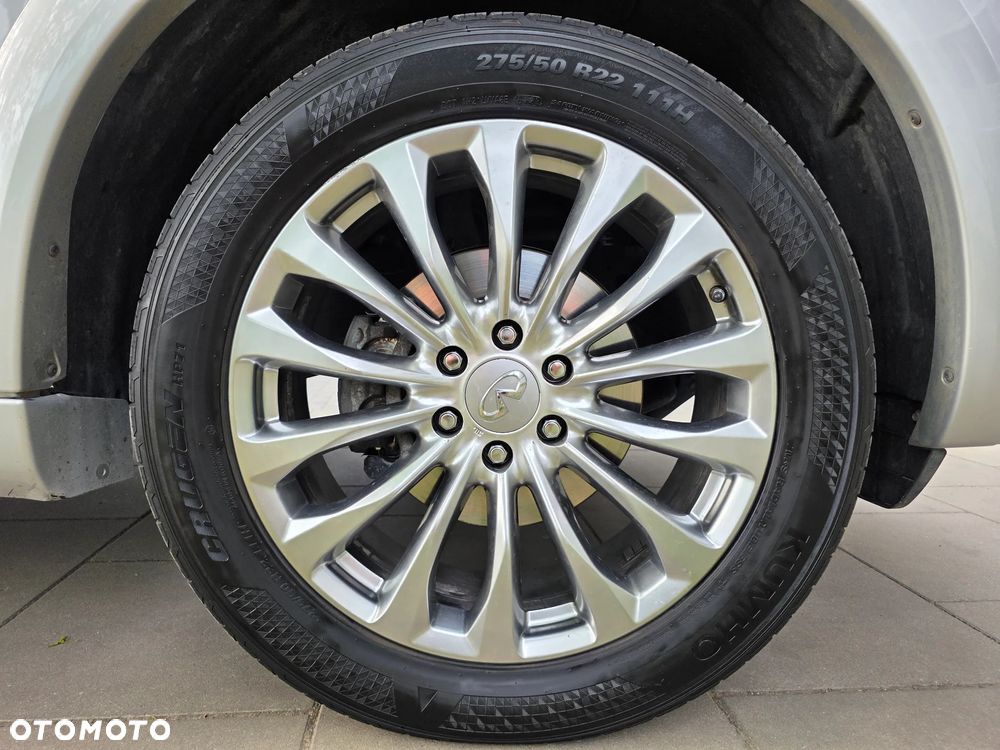 Infiniti QX80 - 38