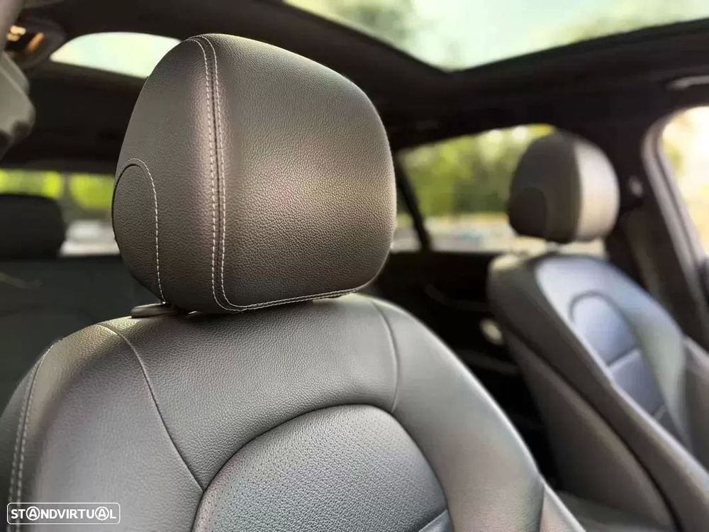 Mercedes-Benz C 250 (BlueTEC) d 4Matic Station 7G-TRONIC AMG Line — fotografia 15