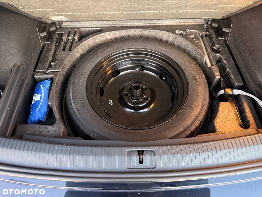 Volkswagen Tiguan - 17