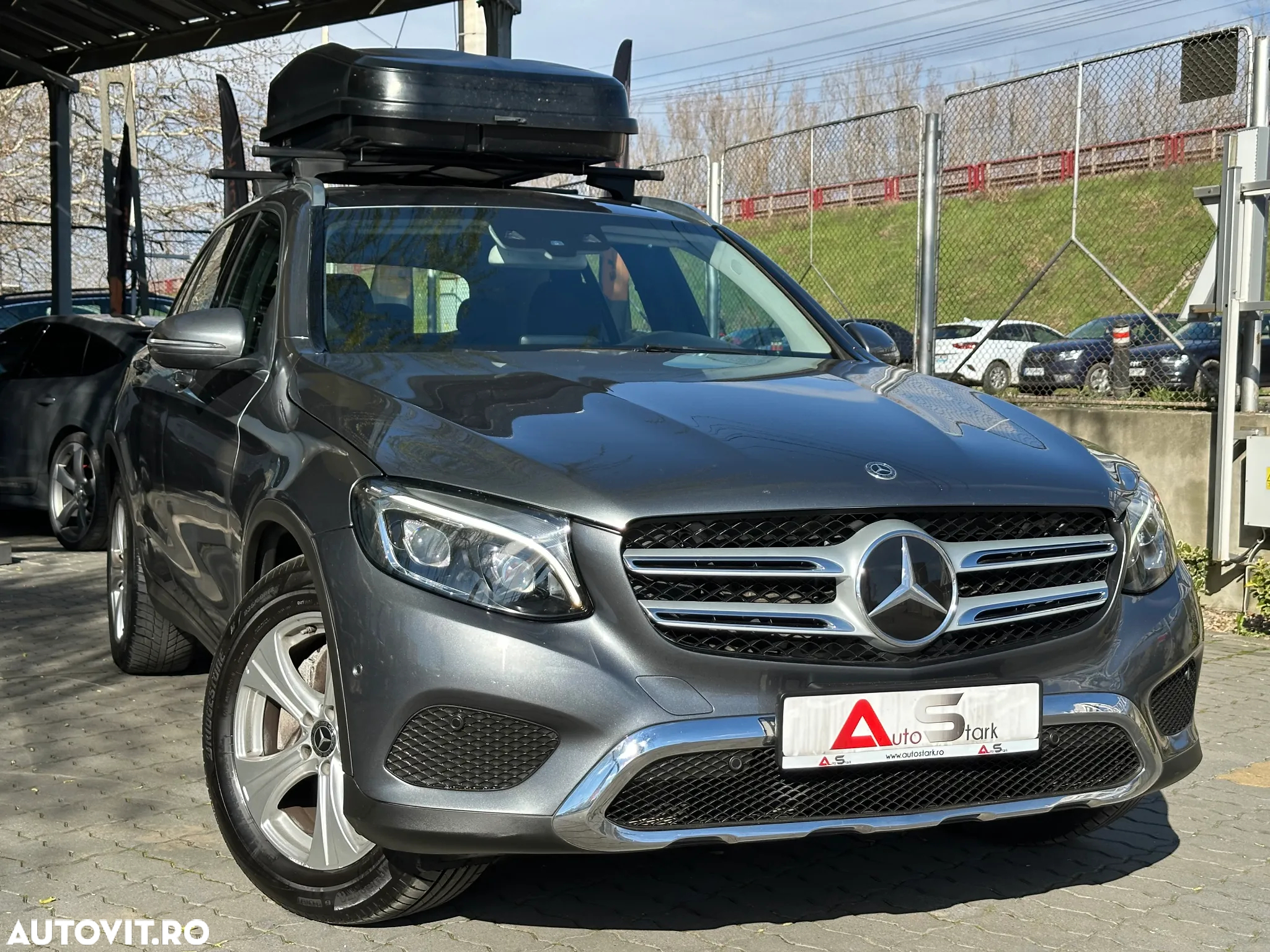 Mercedes-Benz GLC 220 d 4Matic 9G-TRONIC - 11