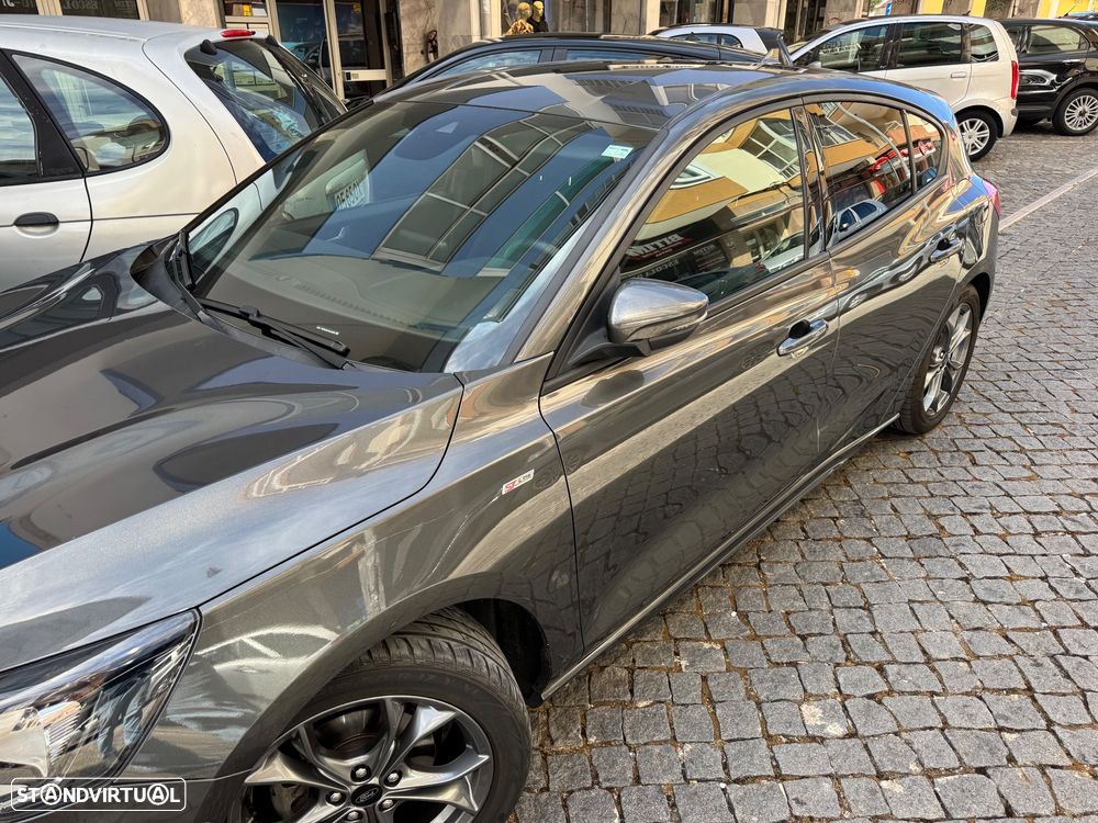 Ford Focus 1.0 EcoBoost ST-Line - 2