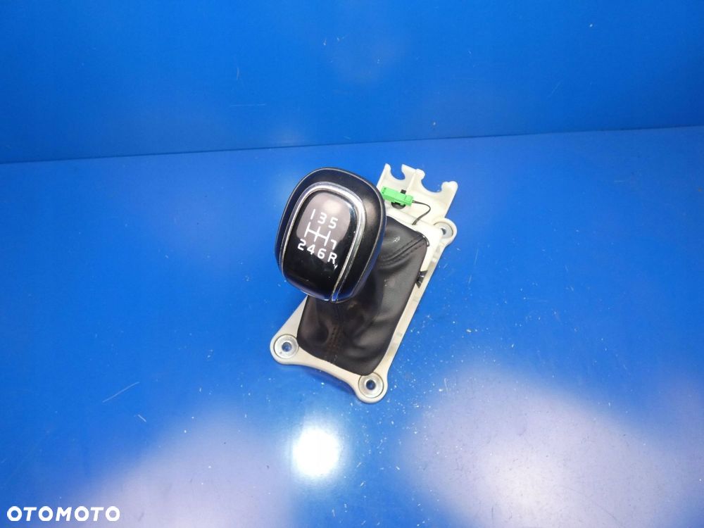 VOLVO XC60 II V60 S60 III LEWAREK ZMIANY BIEGÓW WYBIERAK MANUAL GAŁKA - 1