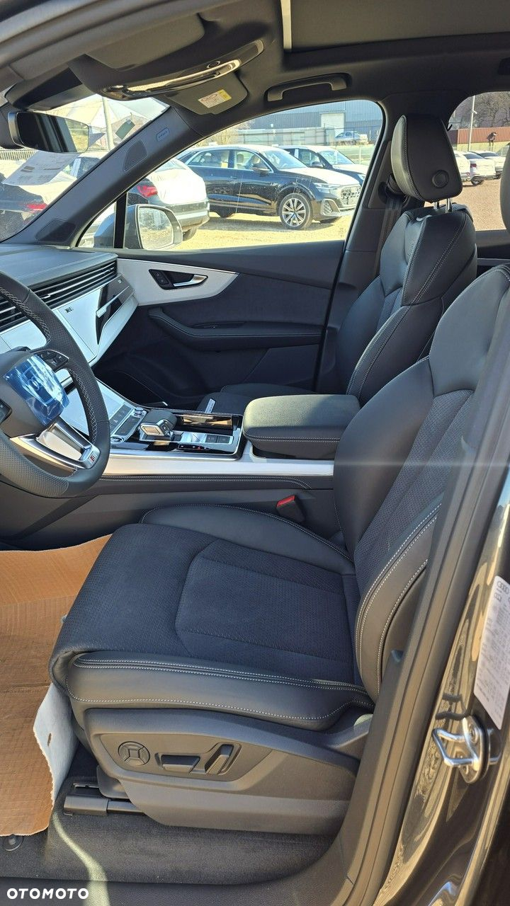 Audi Q7 - 8