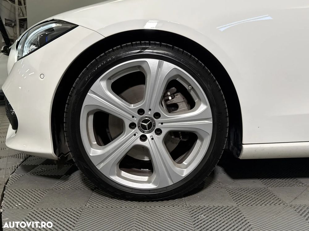 Mercedes-Benz C 300 4Matic 9G-TRONIC - 14