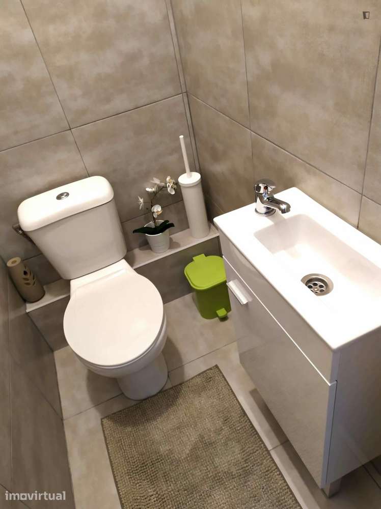 Quarto - localizado em Arroios Lisbon - Grande imagem: 5/7