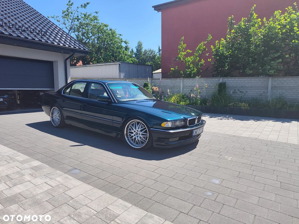 BMW Seria 7 740i - 9