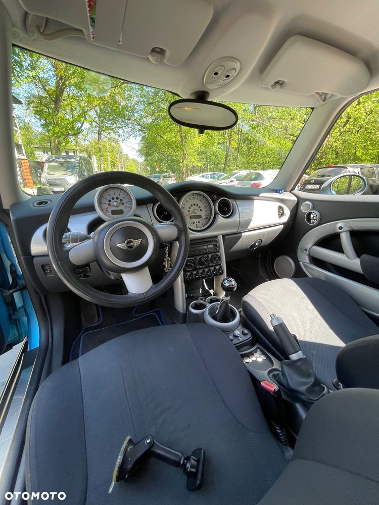 MINI Cooper Standard - 19