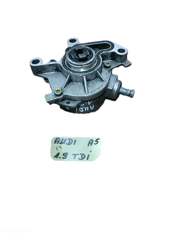 AUDI A3 8L 96-03 r. 1,9 TDI POMPA VACUM WAKUM 038145101 + - 1