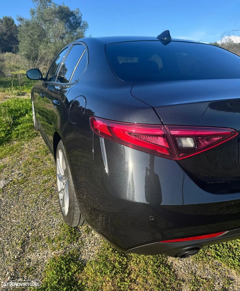 Alfa Romeo Giulia 2.2 D Sprint AT8 - 7