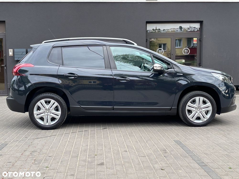 Peugeot 2008 PureTech 82 Signature - 13