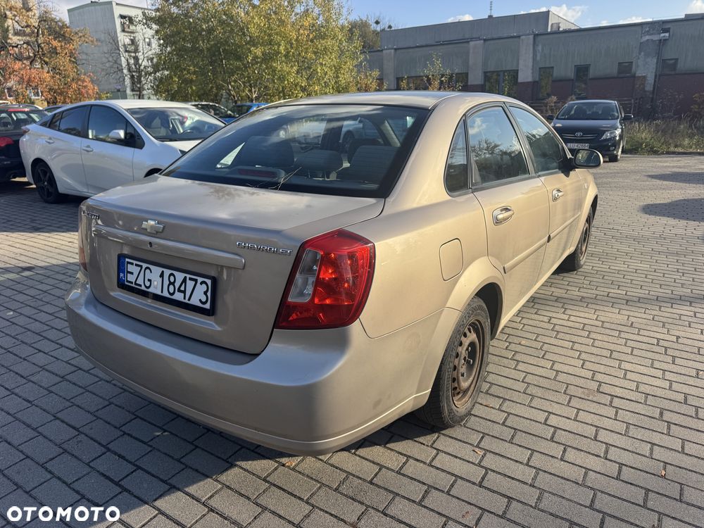 Chevrolet Lacetti - 5