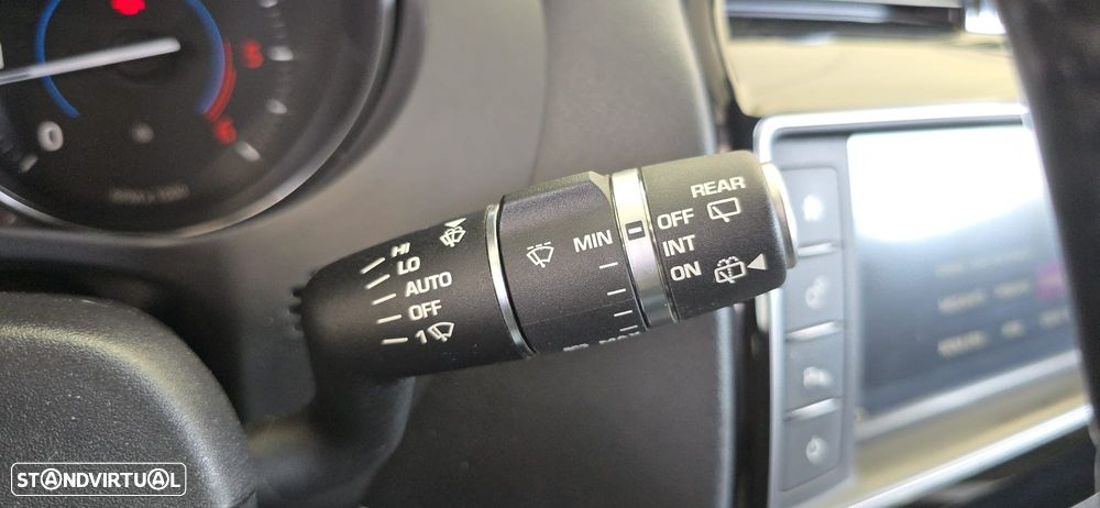 Jaguar F-Pace 2.0 i4D R-Sport AWD Aut. - 47