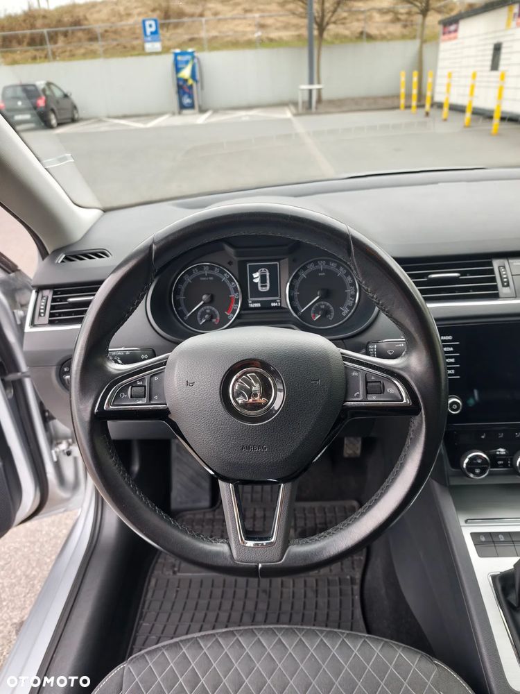 Skoda Octavia 2.0 TDI Drive - 16