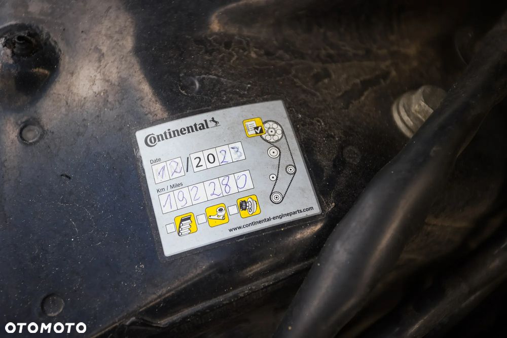 Audi A4 Avant 2.0 TDI DPF clean diesel quattro S tronic S line Sportpaket - 38