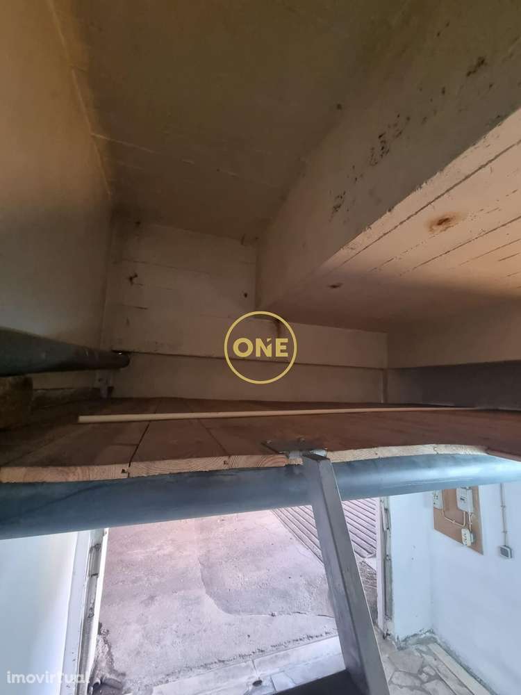 Garagem Box com Mezzanine em Fitares - Grande imagem: 3/6