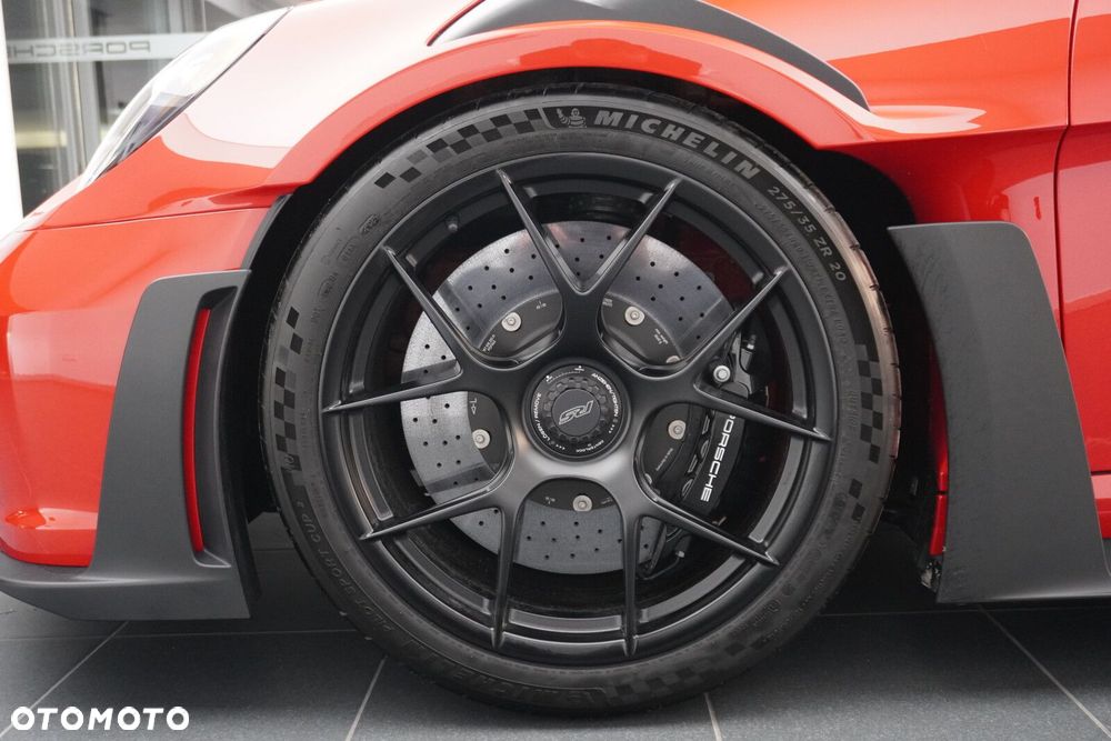 Porsche 911 GT3 RS - 8