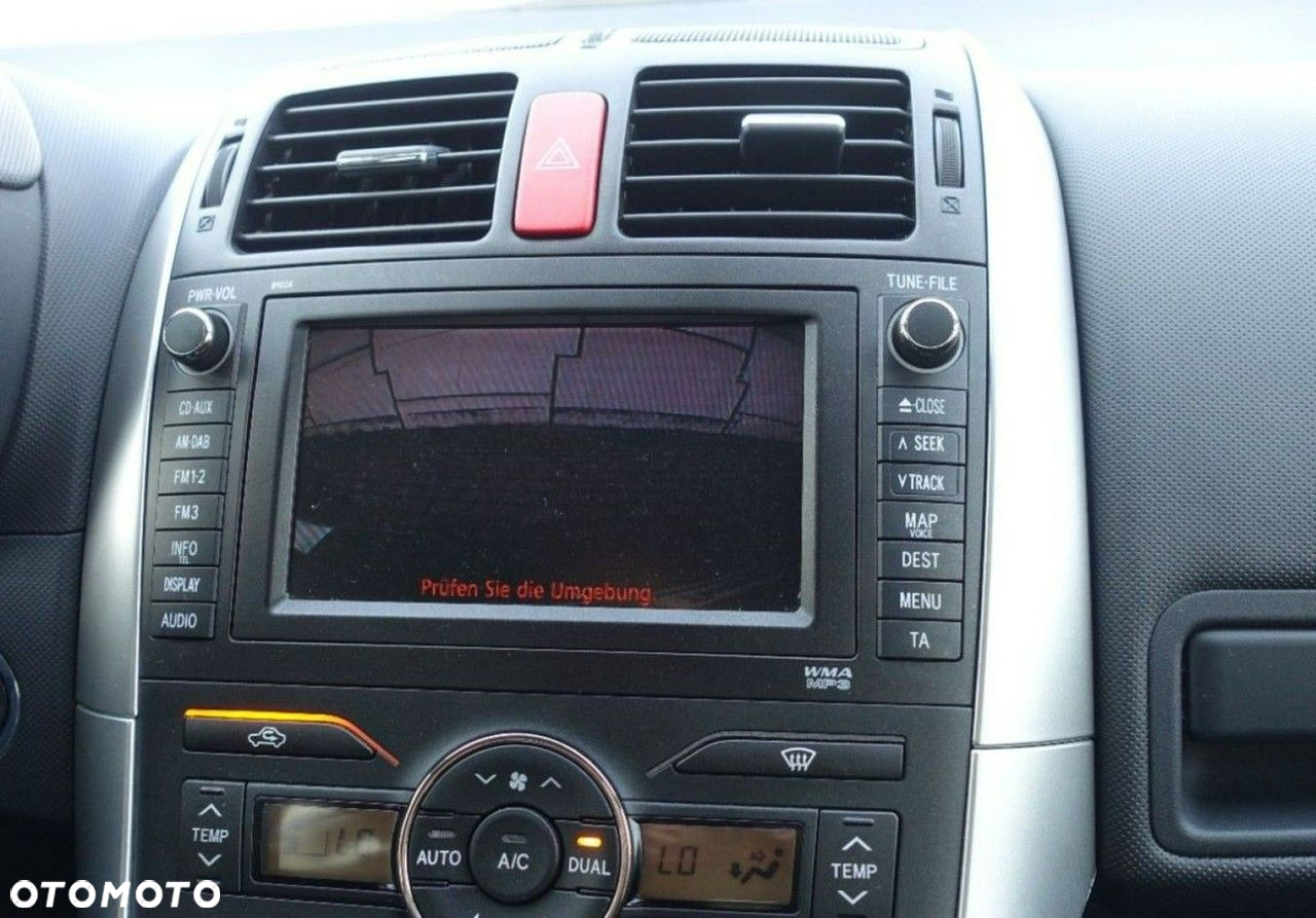Toyota Auris - 25