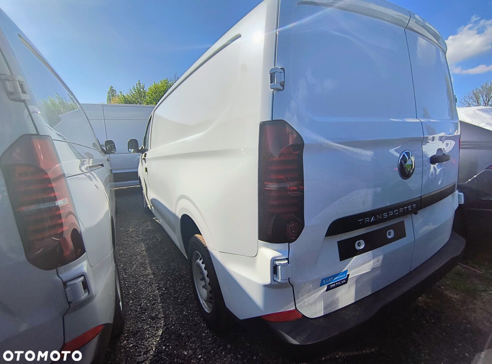 Volkswagen Transporter Transporter Furgon silnik: 2,0 l TDI 150 KM / skrzynia biegów: 6-biegowa manualna rozstaw osi: 3500 mm - 3