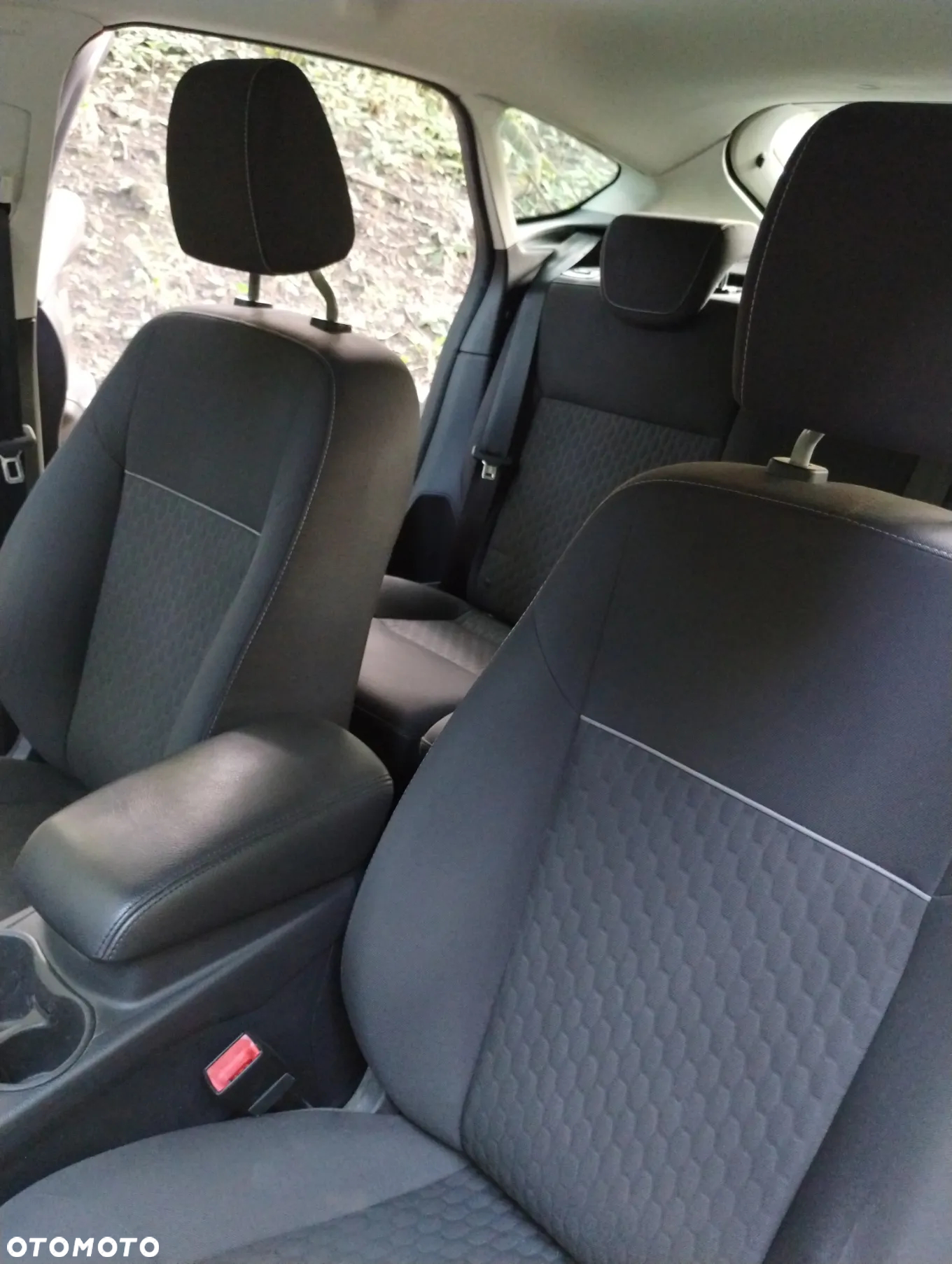 Ford Focus 1.6 EcoBoost Trend Sport - 24
