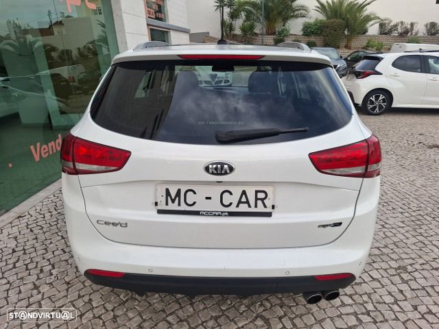 Kia Ceed SW 1.6 CRDi GT Line - 6