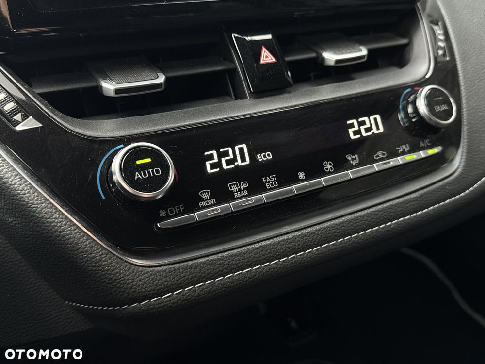 Toyota Corolla 1.8 Hybrid Comfort - 26