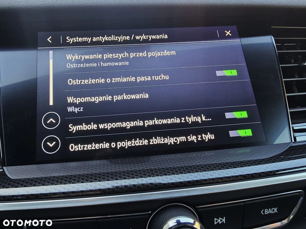 Opel Insignia 2.0 CDTI Business Elegance S&S - 28