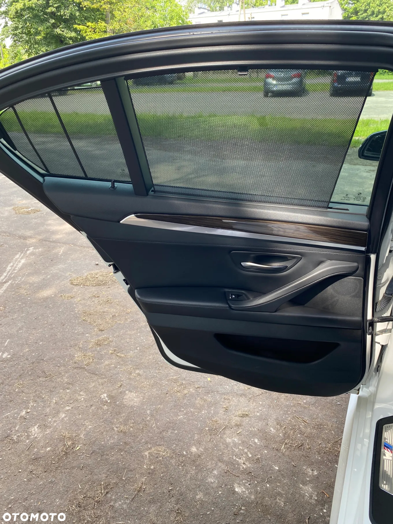 BMW Seria 5 550i - 21