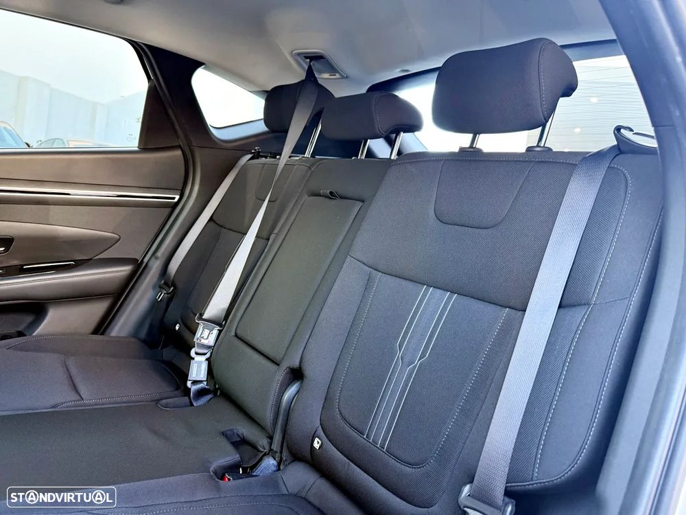 Hyundai Tucson 1.6 T-GDI HEV Vanguard+TA - 24