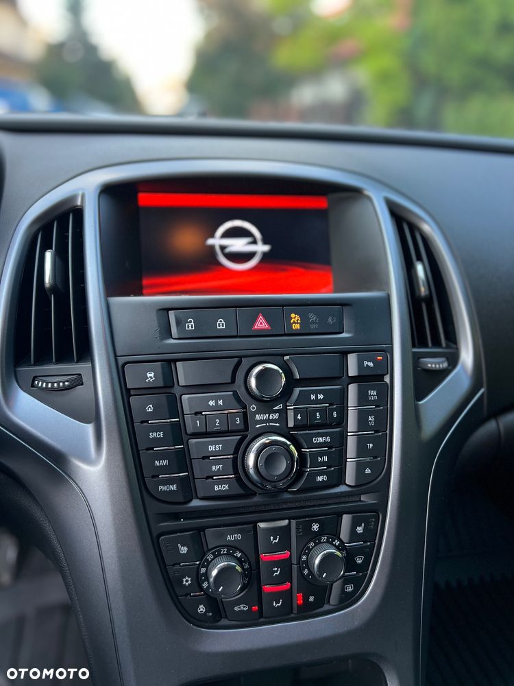 Opel Astra 1.4 Turbo Innovation - 27