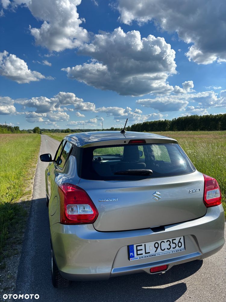Suzuki Swift 1.2 Premium - 10