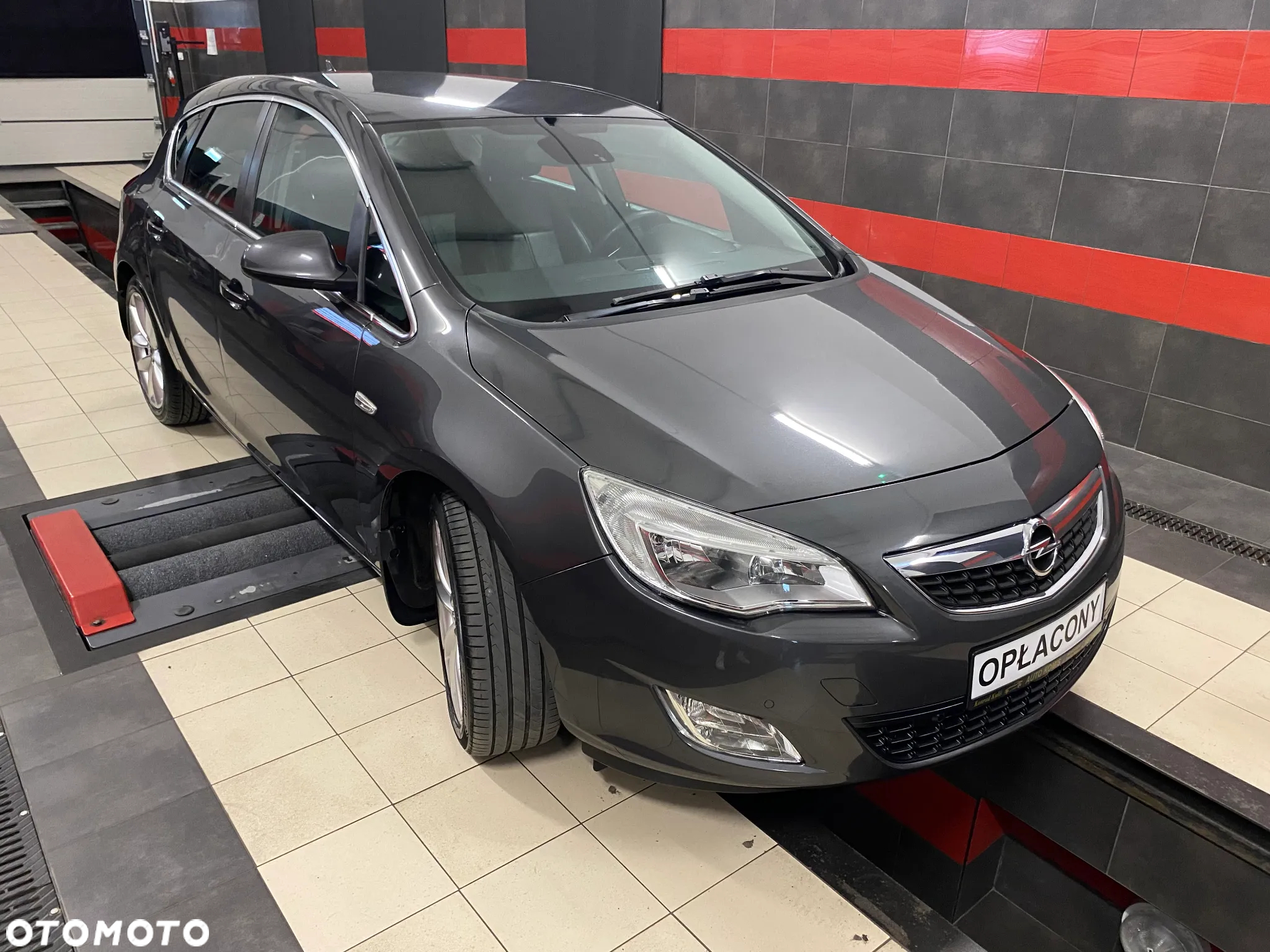 Opel Astra 1.4 Turbo Cosmo - 4