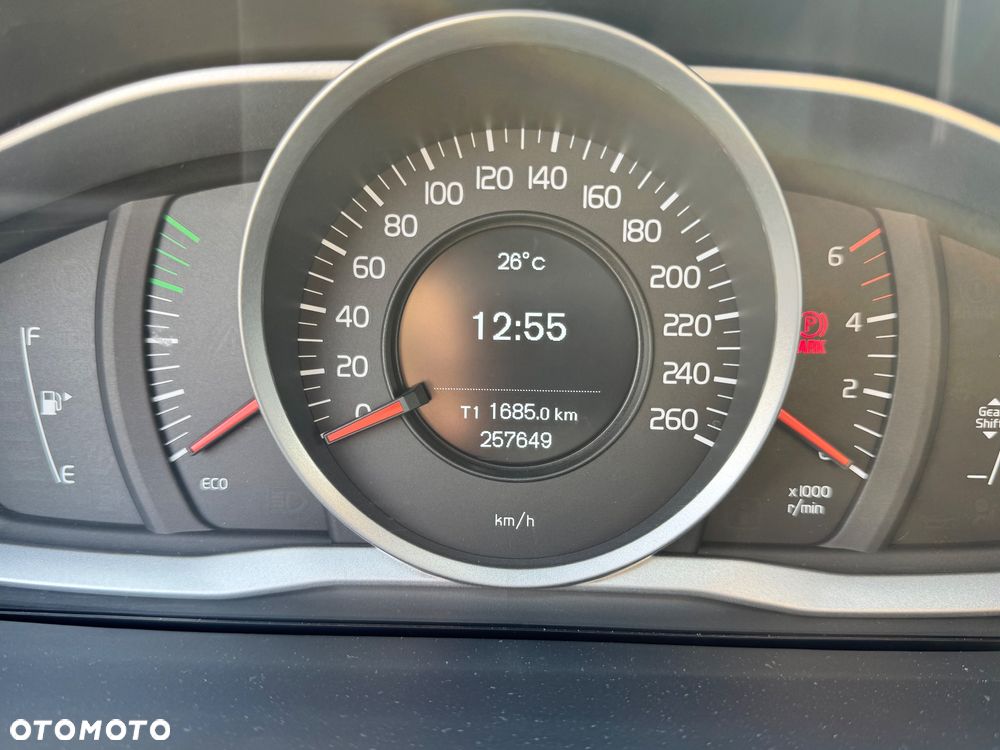 Volvo S60 D2 Momentum - 9