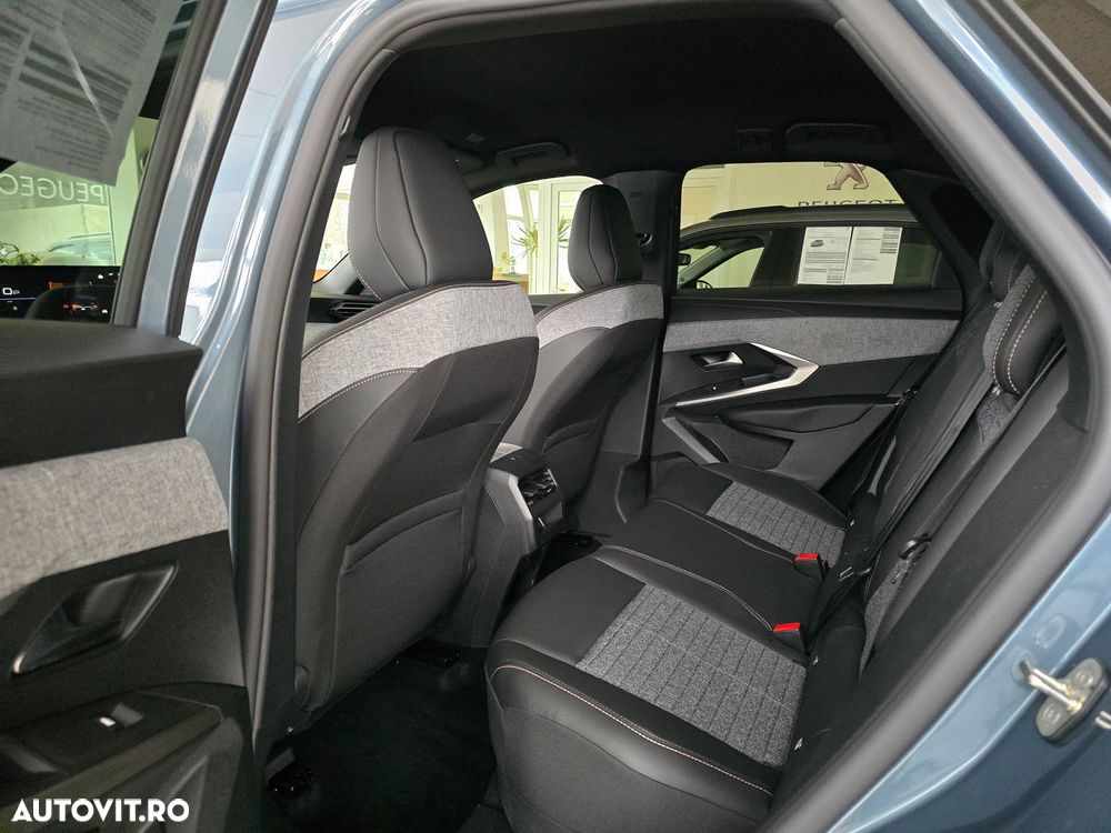 Peugeot 3008 Hybrid 145 e-DSC6 Allure - 17