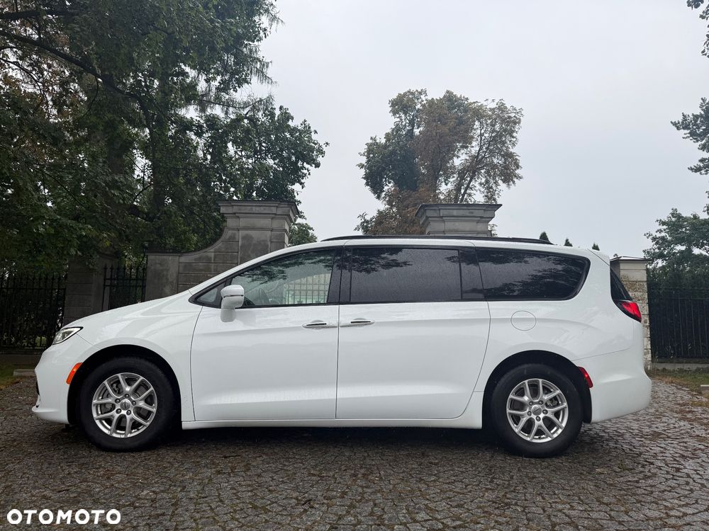 Chrysler Pacifica - 29