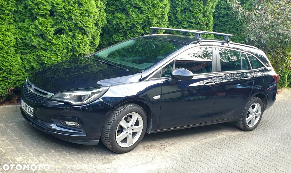 Opel Astra 1.4 T Enjoy - 1
