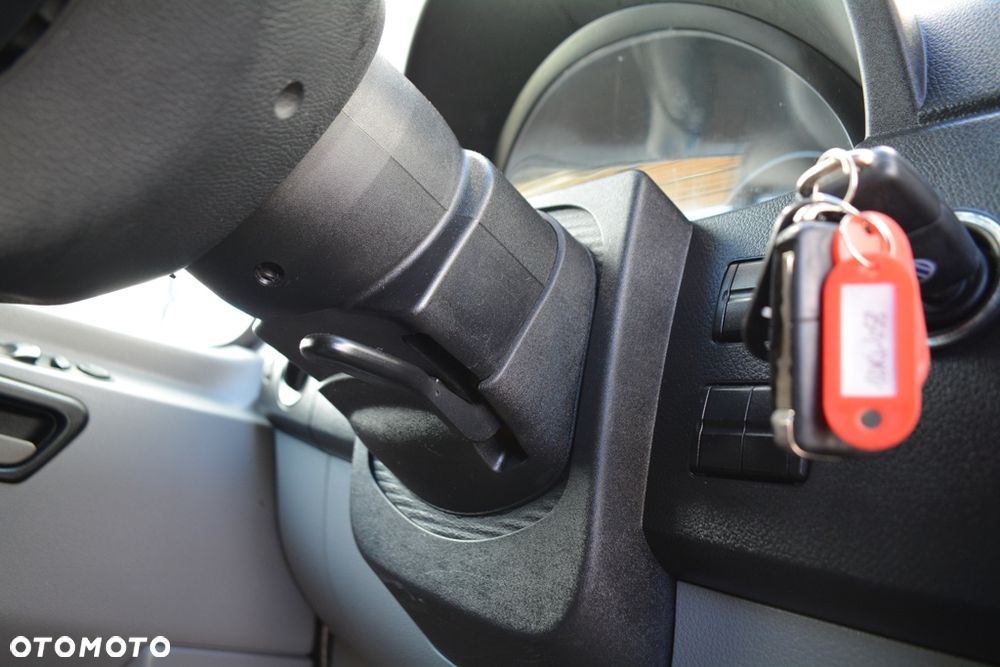 Volkswagen CRAFTER 35 2.0 TDI 109KM MAXI - 24
