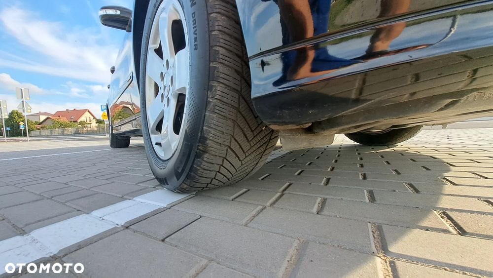 Mercedes-Benz Klasa E 200 Kompressor Automatik Avantgarde - 35