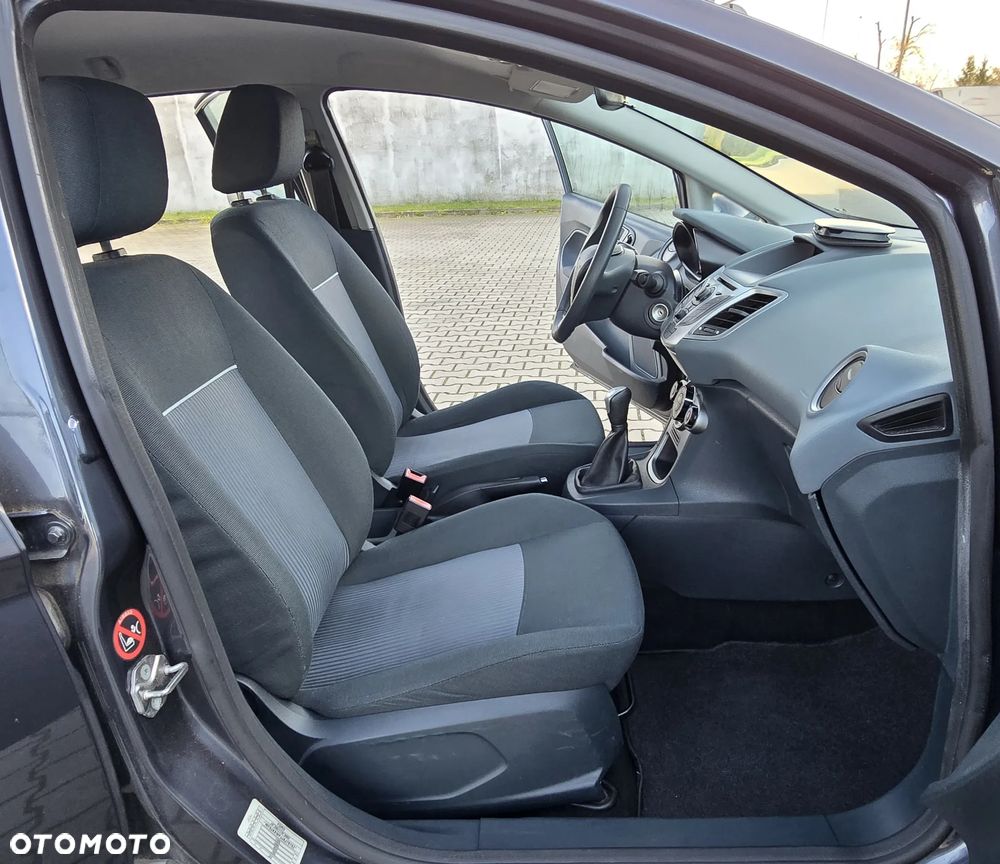 Ford Fiesta 1.25 Trend - 14