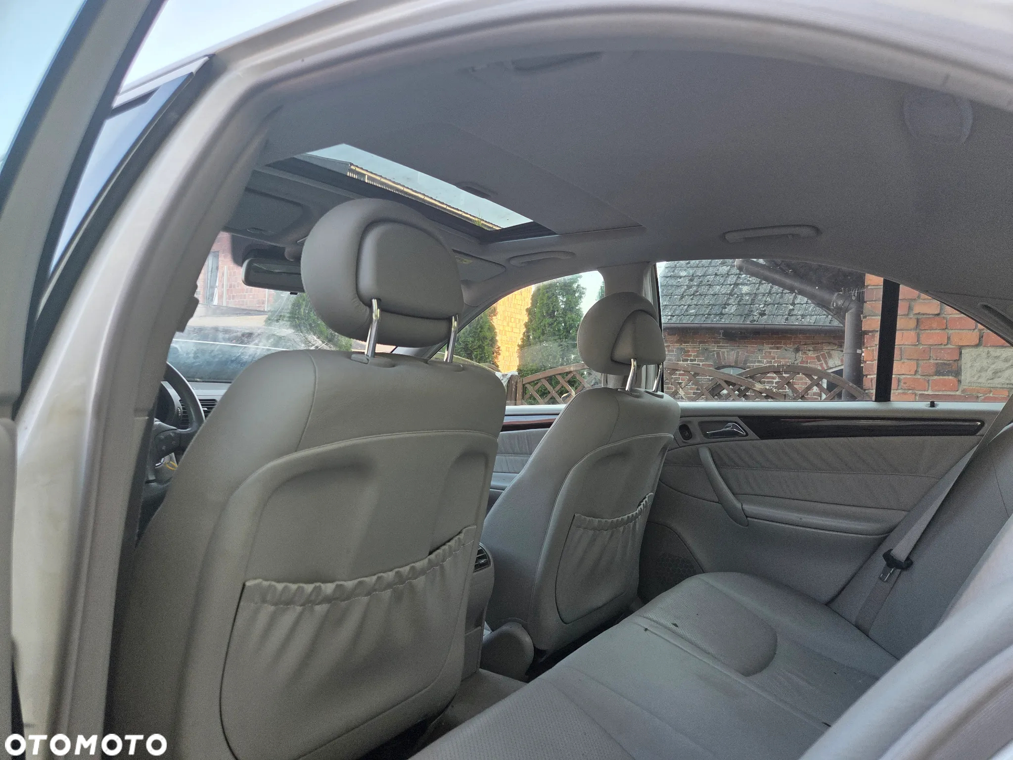 Mercedes-Benz Klasa C 200 T Kompressor Automatik Classic Sport Edition - 9