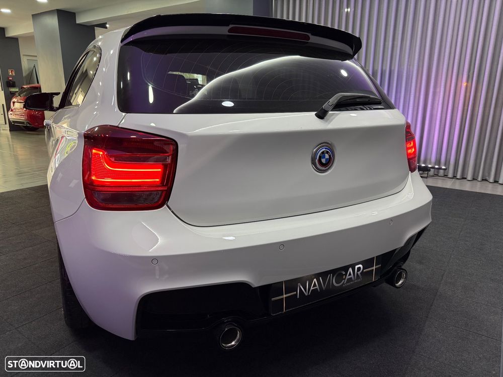 BMW 118 d Pack M - 19