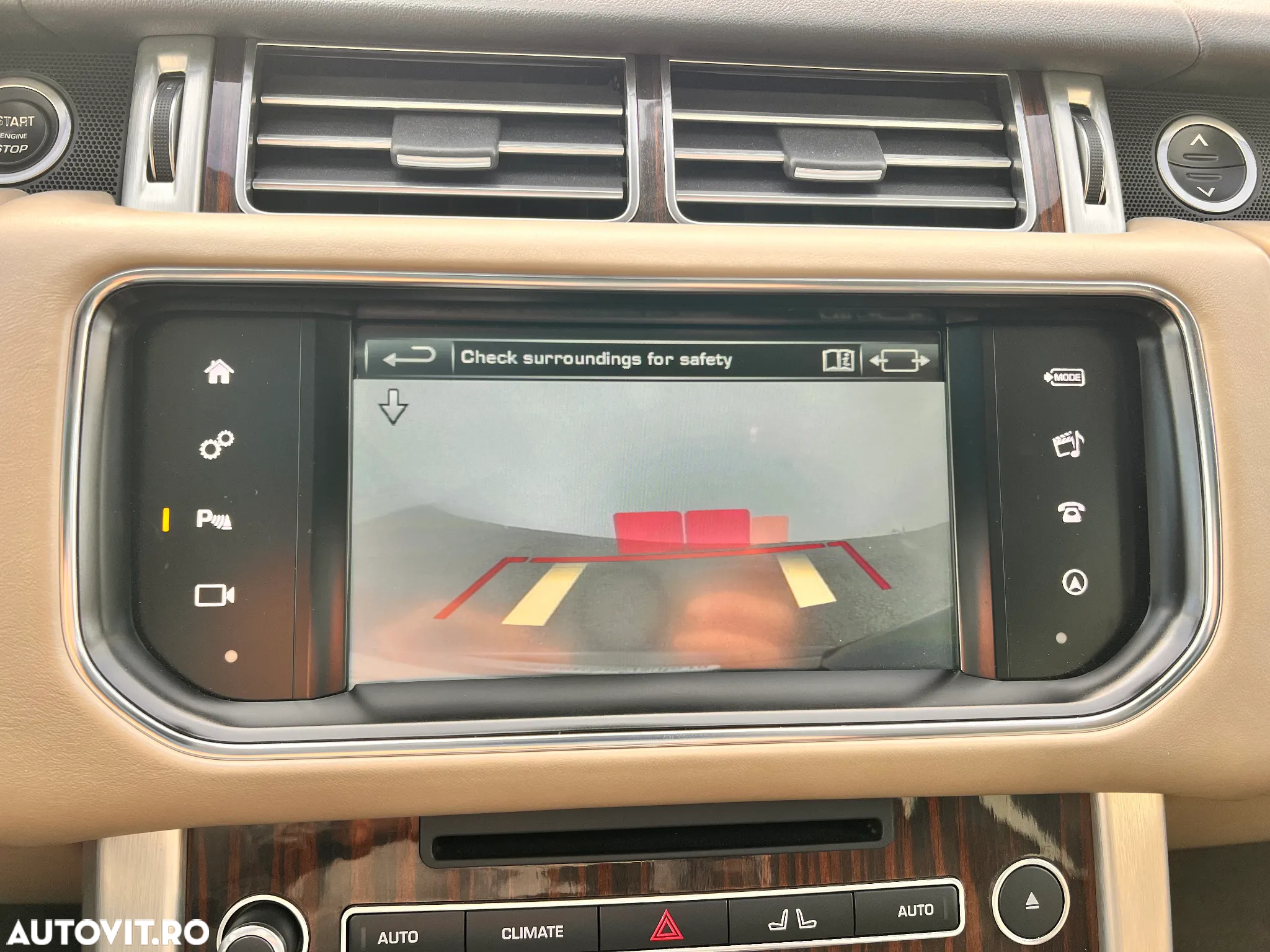 Land Rover Range Rover Vogue - 31