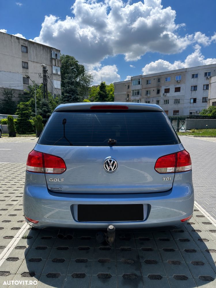 Volkswagen Golf - 3