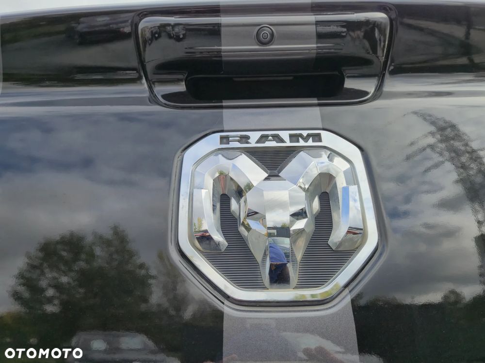 RAM 1500 5.7 Crew Cab Rebel - 32