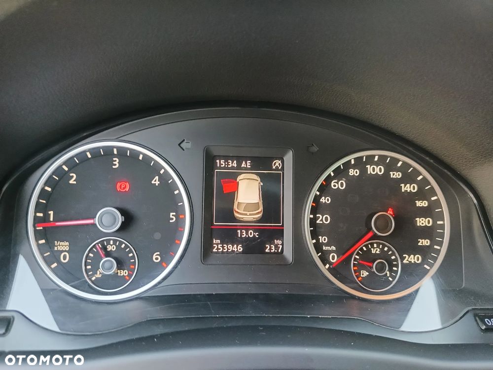 Volkswagen Tiguan 2.0 TDI SCR 4Motion (BlueMotion Tech) Comfortline - 17