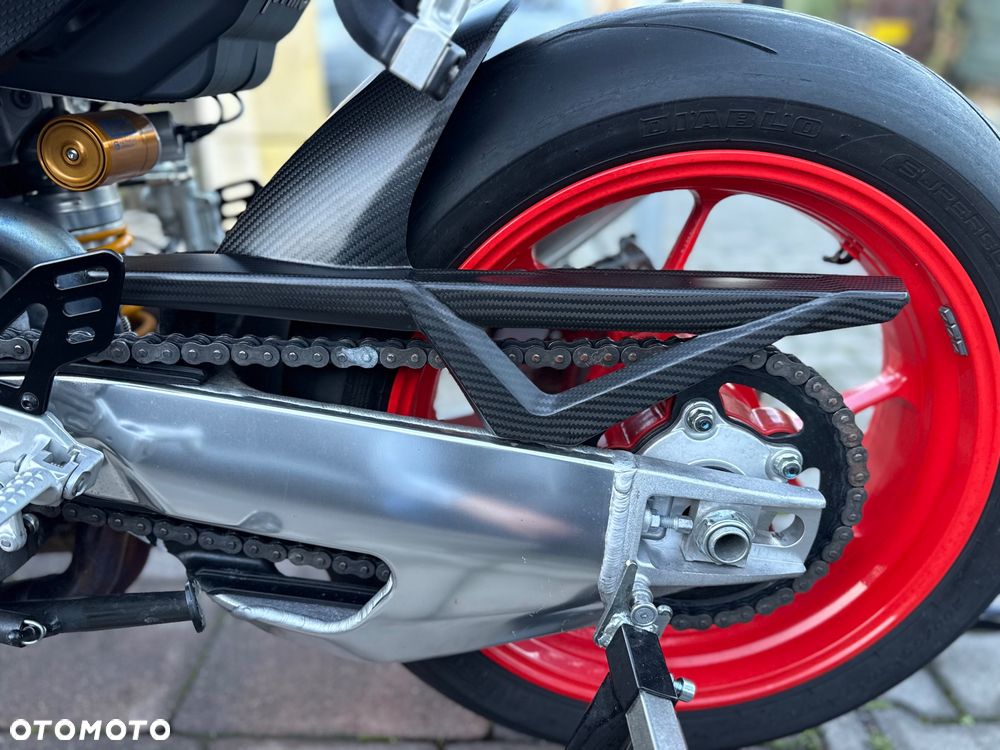 Aprilia Tuono - 12