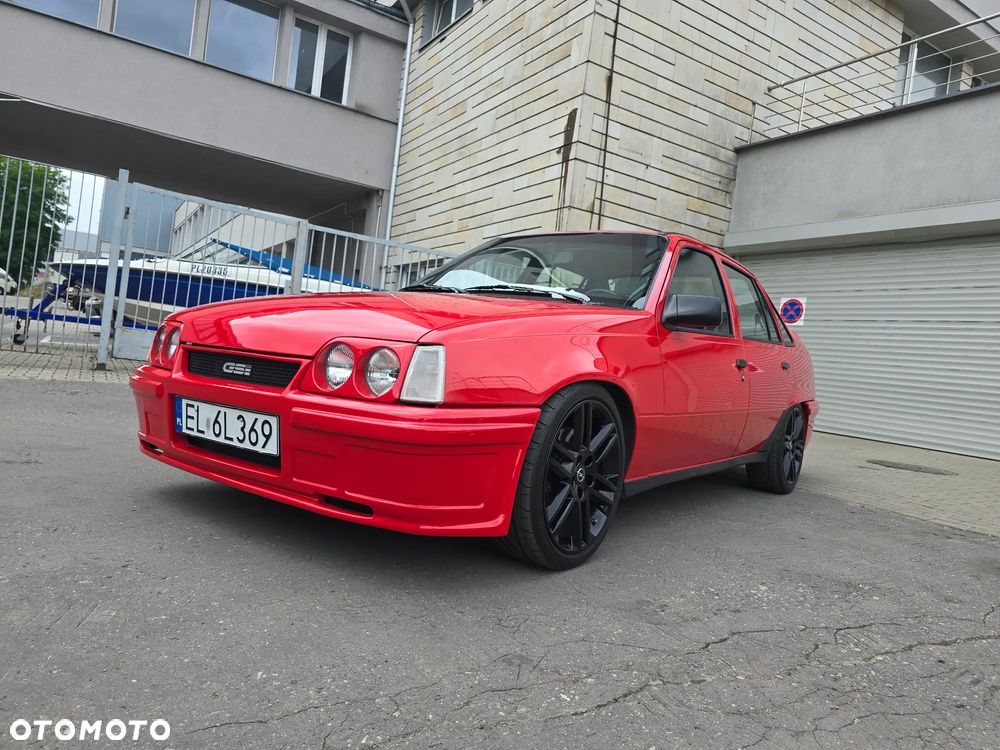 Opel Kadett E 2.0 i GSi 16V - 15