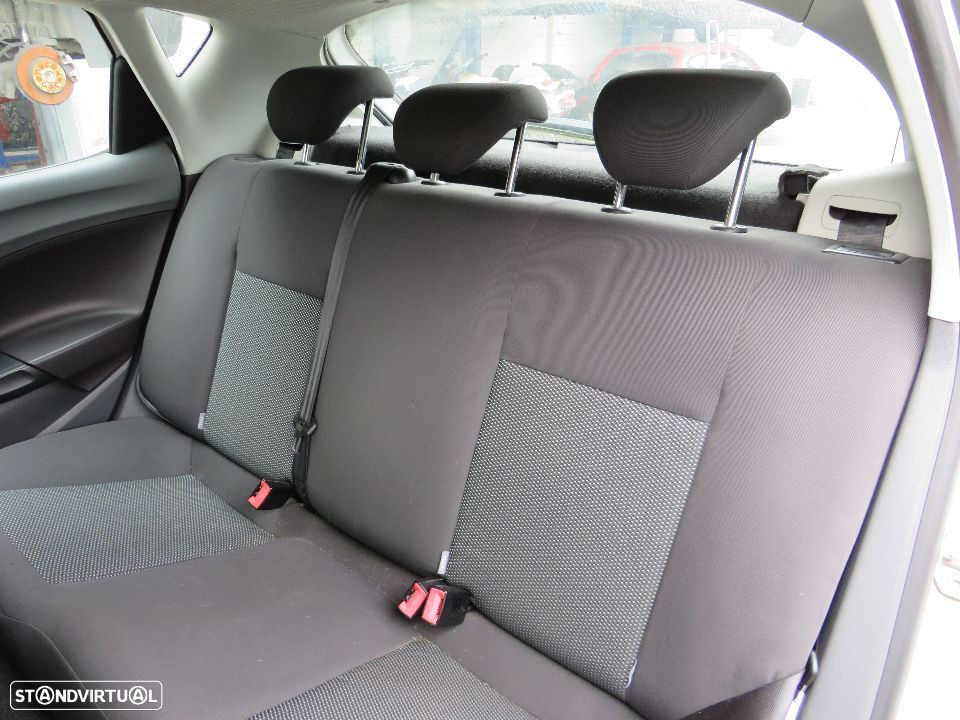 Seat Ibiza V 1.4 TDI (80CV) de 2010 - Peças Usadas (7751) - 7