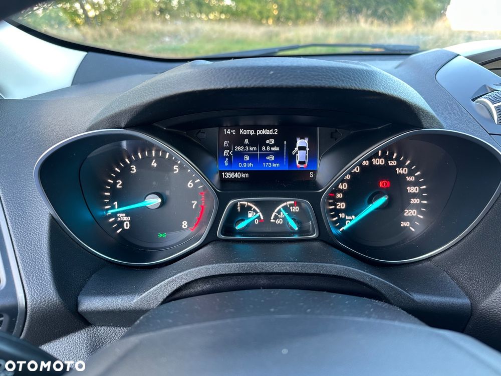 Ford Kuga - 20